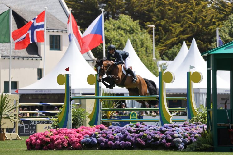 Arabian Horse Racing at HH Sheikh Mansoor Festival in France