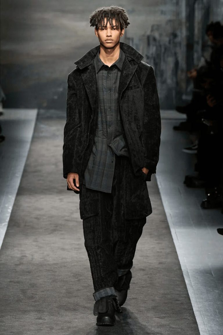 Yohji Yamamoto FW25 Combines Elegance and Practicality