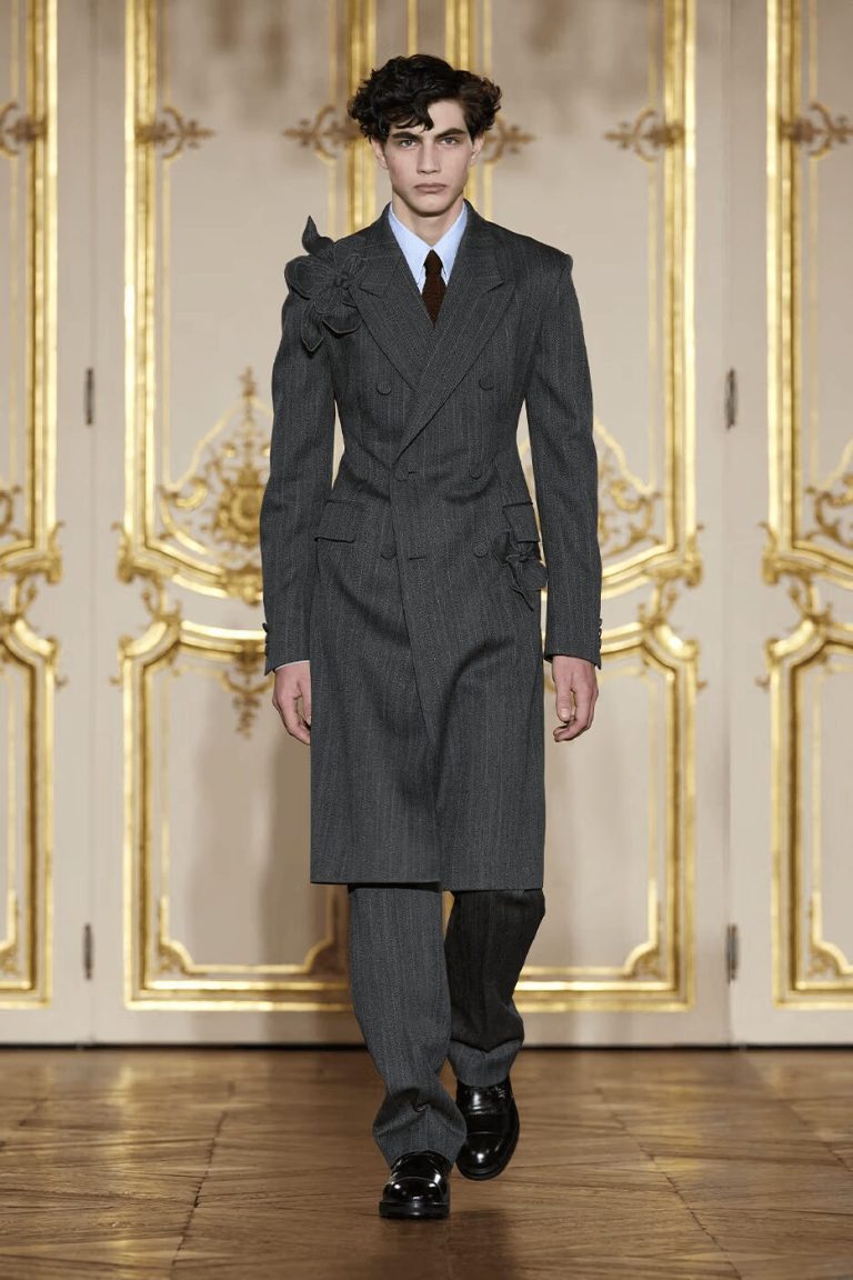 WOOYOUNGMI FW25 Collection Highlights Modern Sophistication