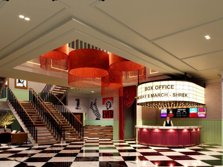 Mall of the Emirates Opens New Arts Venue