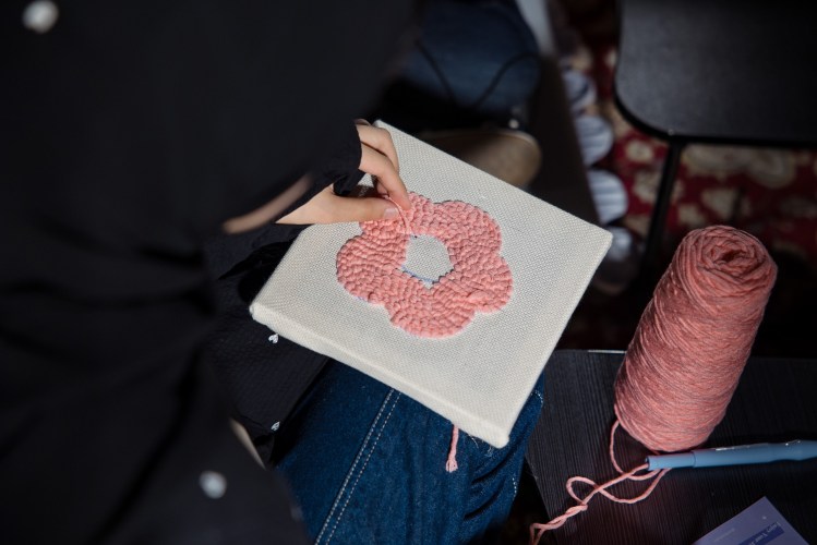 ‘Bait Al Khazaf’ Showcases Pottery and Art at Sikka Festival