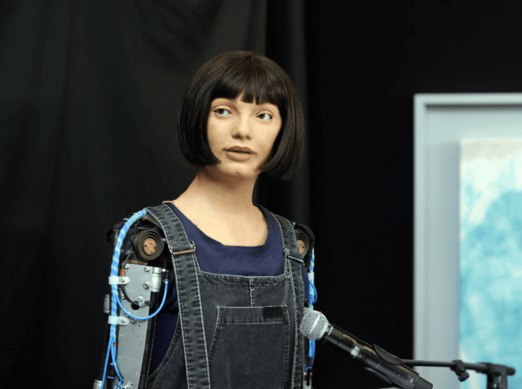 Sotheby’s Auctions First AI-Generated Portrait